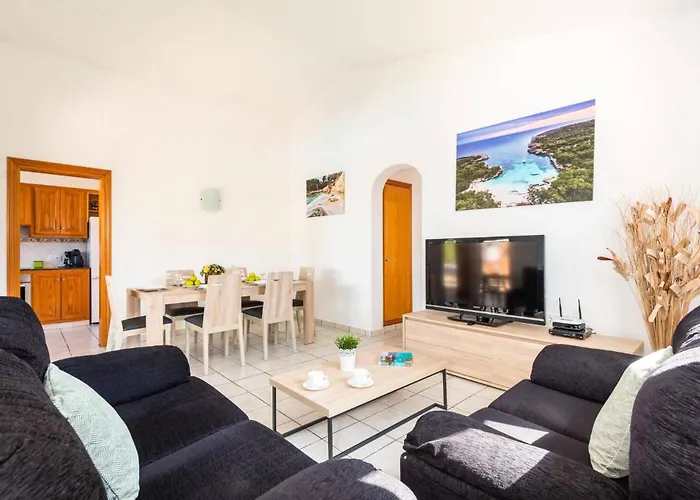 Rotxa By Cala en Bosch